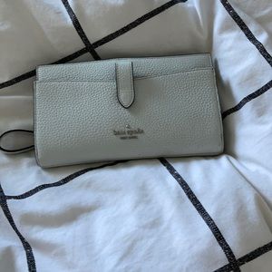 kate spade wristlet